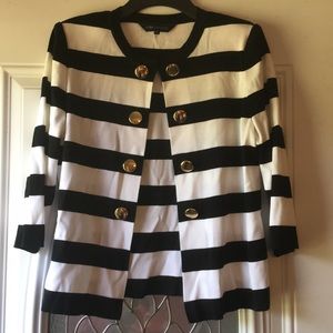 Ming Wang sweater black and white